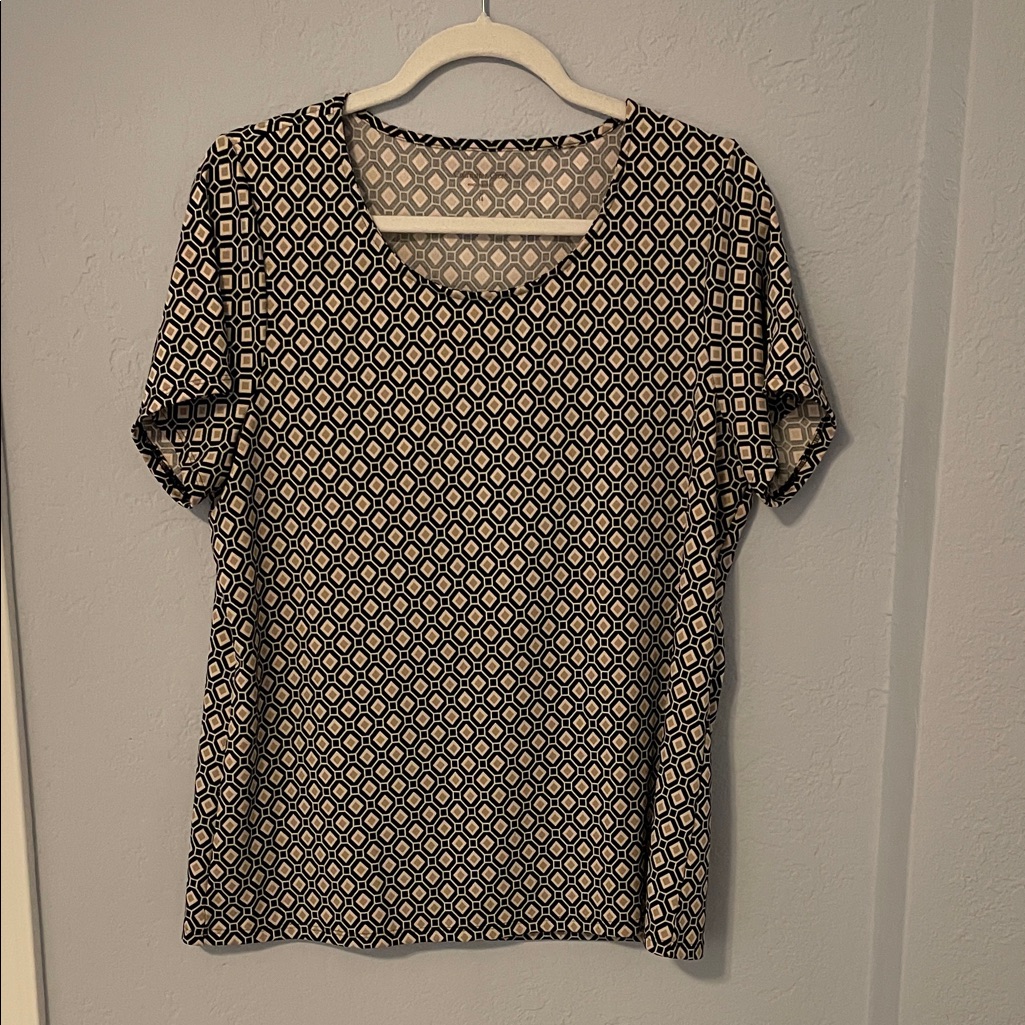 Coldwater Creek Black And Cream Geometric Short Sleeve Top
